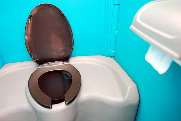 Best Portable toilet rental for construction  in North Liberty, IA